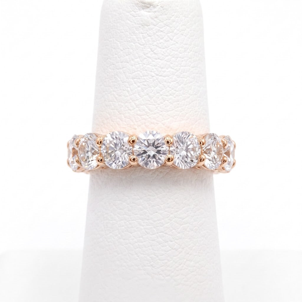 Shared-Prong Round Diamond Eternity Band
