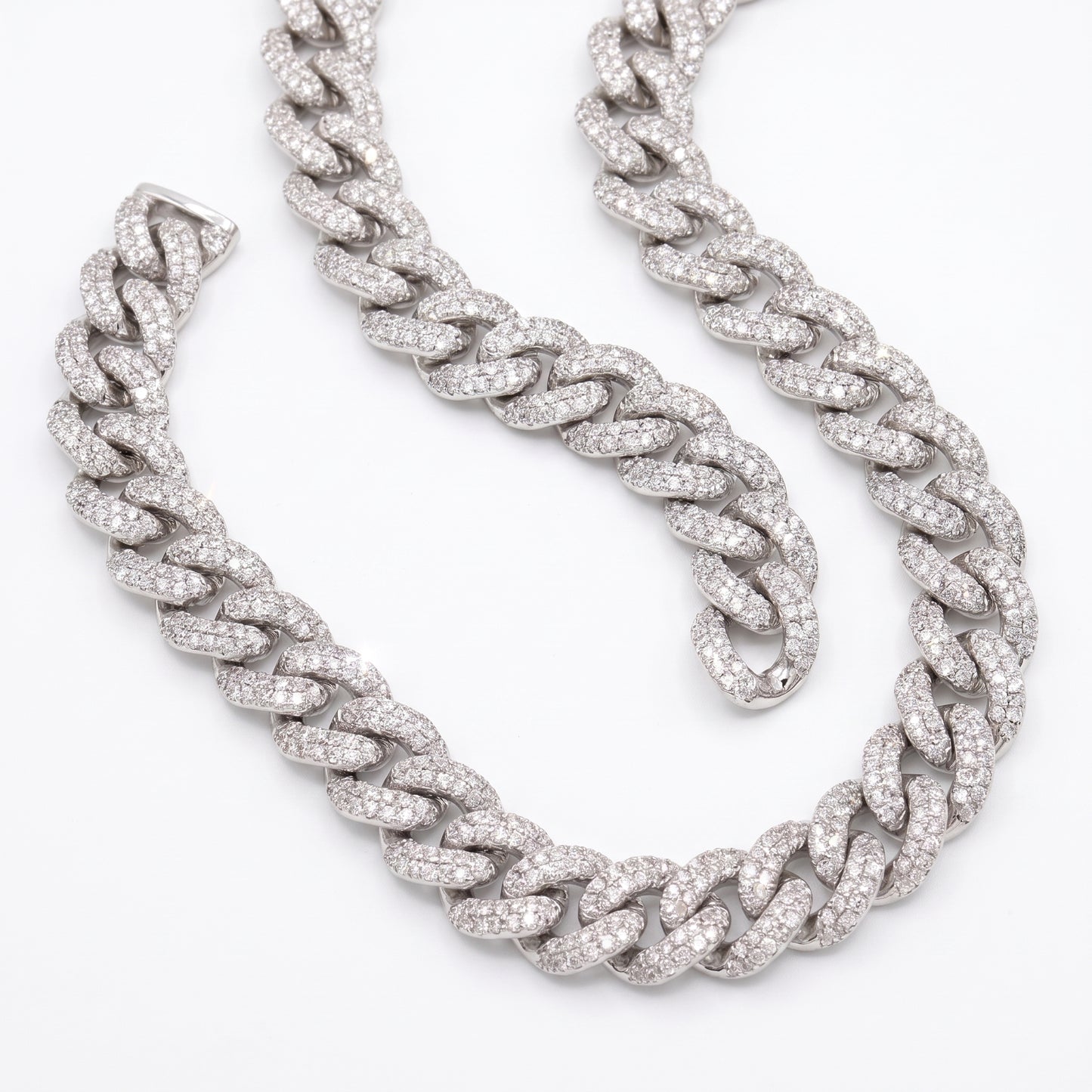 White Gold Diamond Pavé Cuban Link Chain