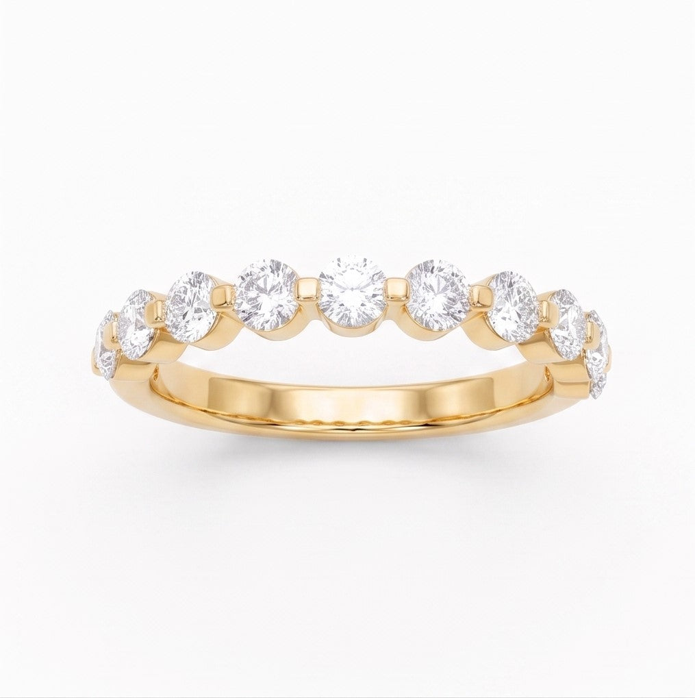 The Hadley - Round Diamond Shared-Prong Wedding Band